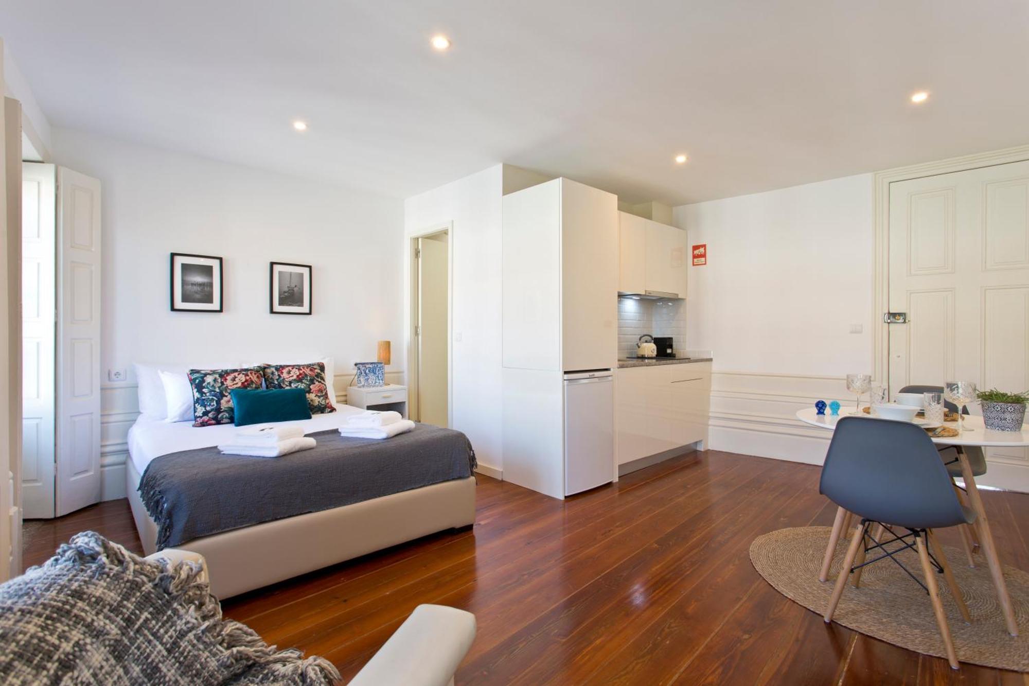 Fine Art Apartments City Center ポルト 部屋 写真